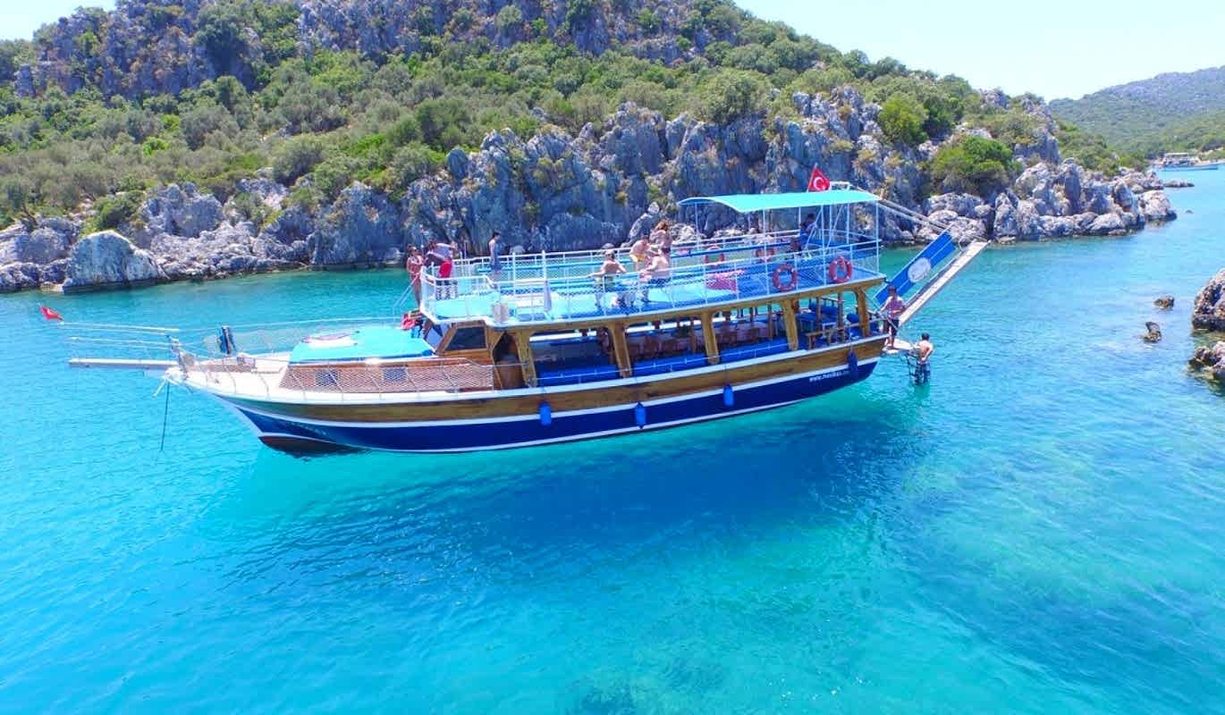 GÜNÜBİRLİK MARMARİS TEKNE TURU