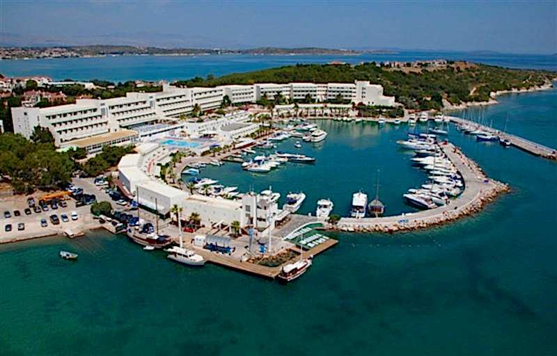 Altınyunus Resort & Thermal Hotel