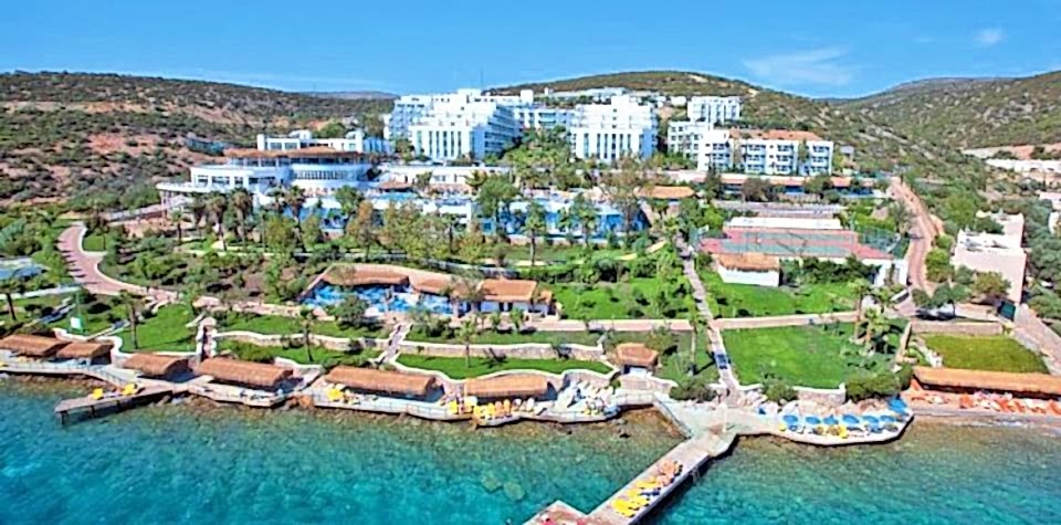 Bodrum Holiday Resort & Spa