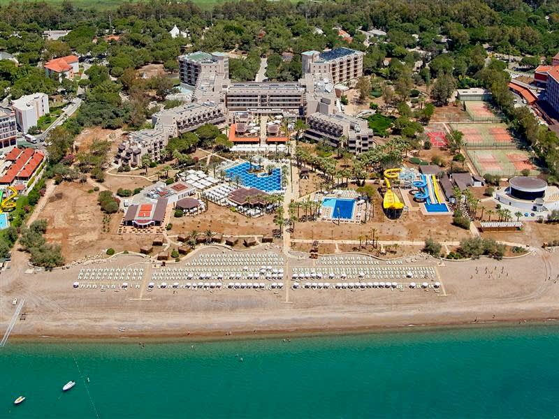 Crystal Tat Beach Golf Resort & Spa