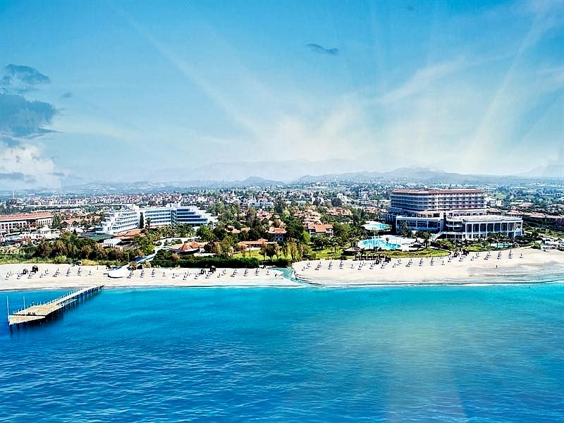 Starlight Resort Hotel