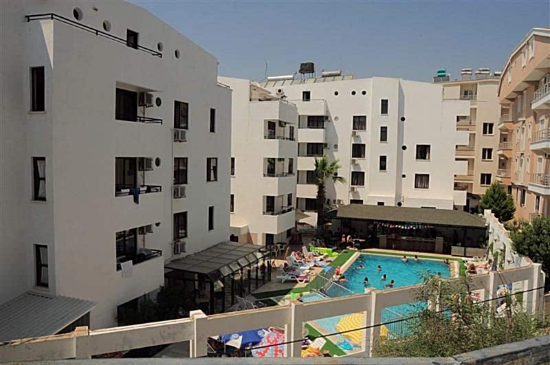 Tuntaş Suit Altınkum