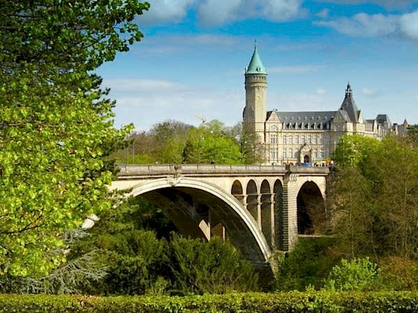 5 Ülke 6 Şehir Benelux & Paris İzmir Çıkışlı