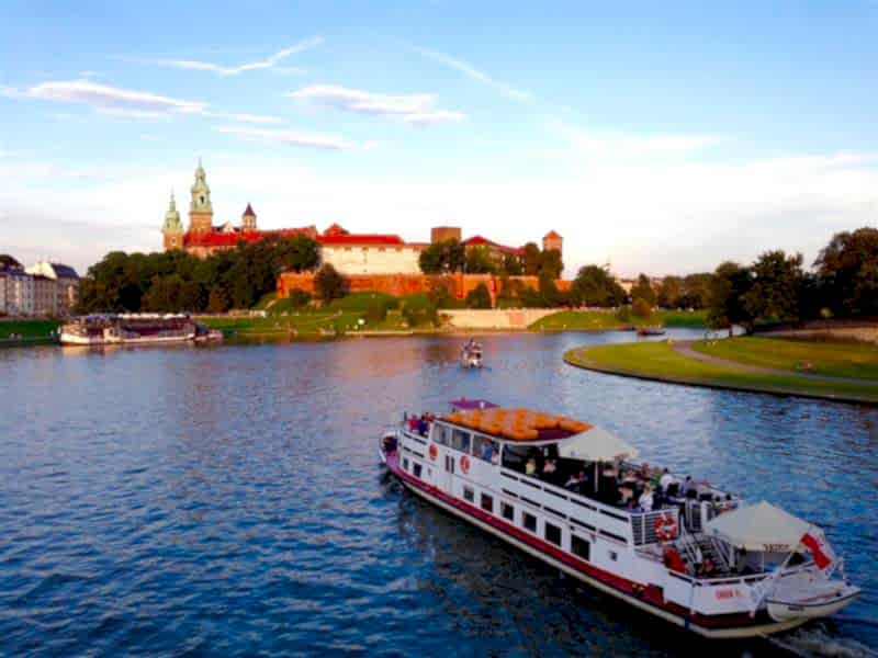 Polonya Baltık Ukrayna Krakow-Varşova-Vilnius-Riga-Tallinn-Lviv İstanbul Çıkışlı